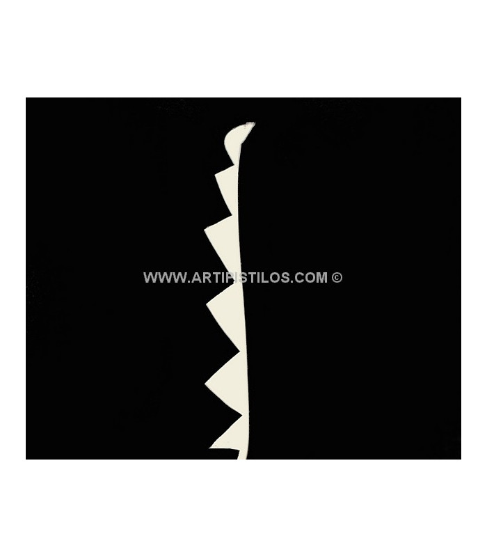 PLUME DIAMANT DÉCOUPÉE