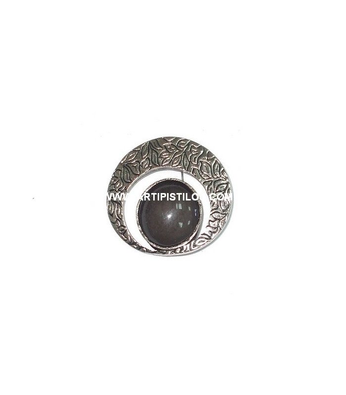 BROCHE OVALE TRAVAILLÉ