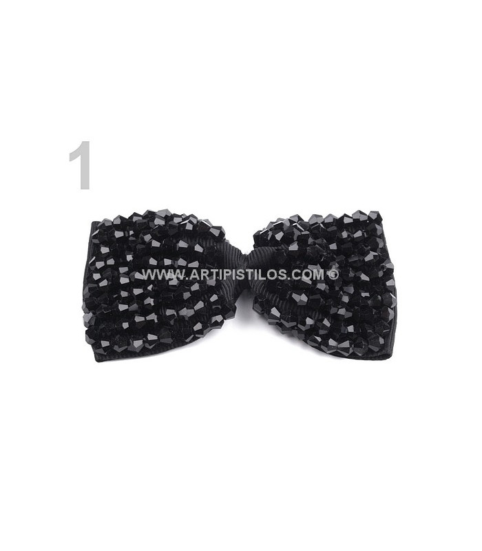 ORNEMENT NOEUD PAPILLON AVEC TUPIS