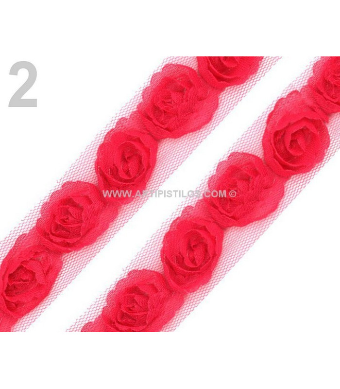 ORNEMENT ROSES DE TULLE