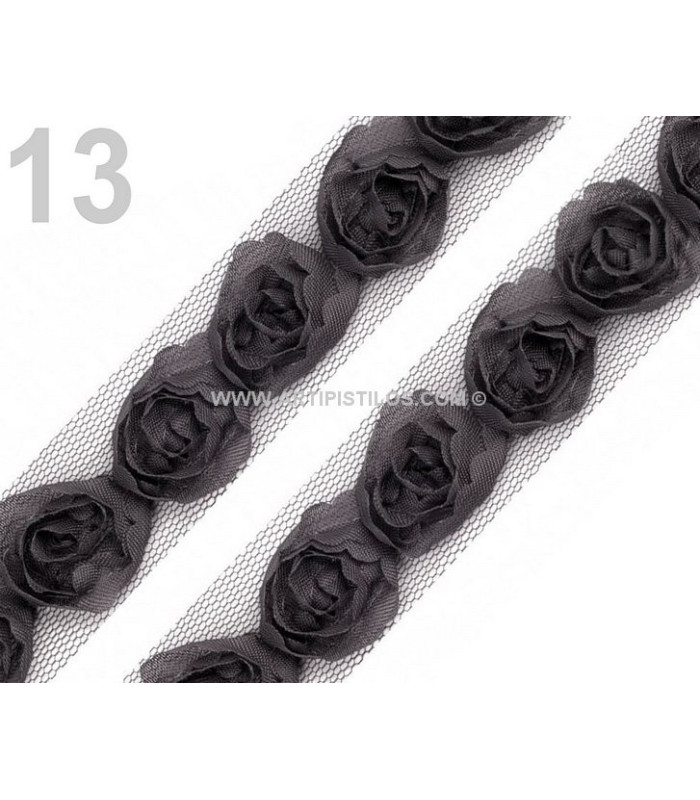 ORNEMENT ROSES DE TULLE
