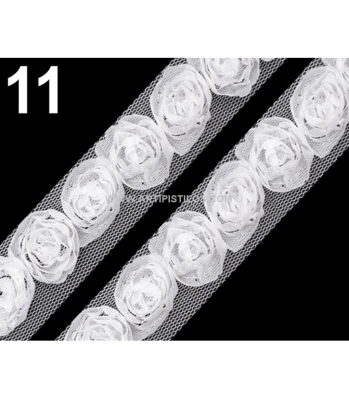 ORNEMENT ROSES DE TULLE