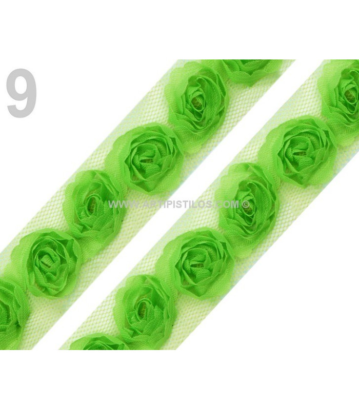 ORNEMENT ROSES DE TULLE