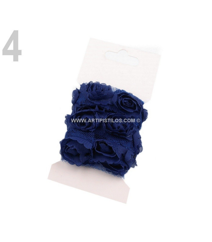 Bande de tulle avec roses. Largeur 20 mm