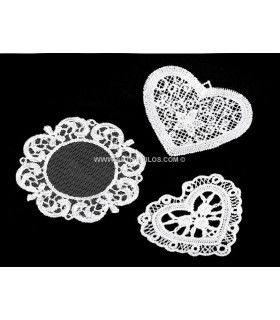 APLICACION DE ENCAJE DE ALGODON, POLIESTER Y VISCOSA