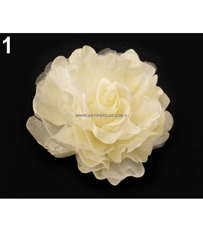 ROSE EN TISSU 8 CMS. AVEC BROCHE