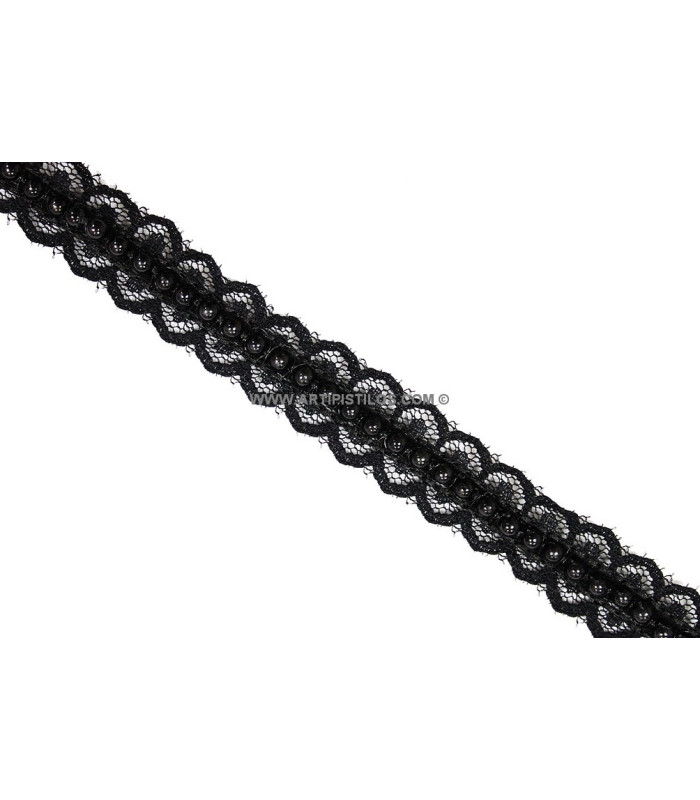 ECROU DE DENTELLE AVEC DES PERLES 2 CM
