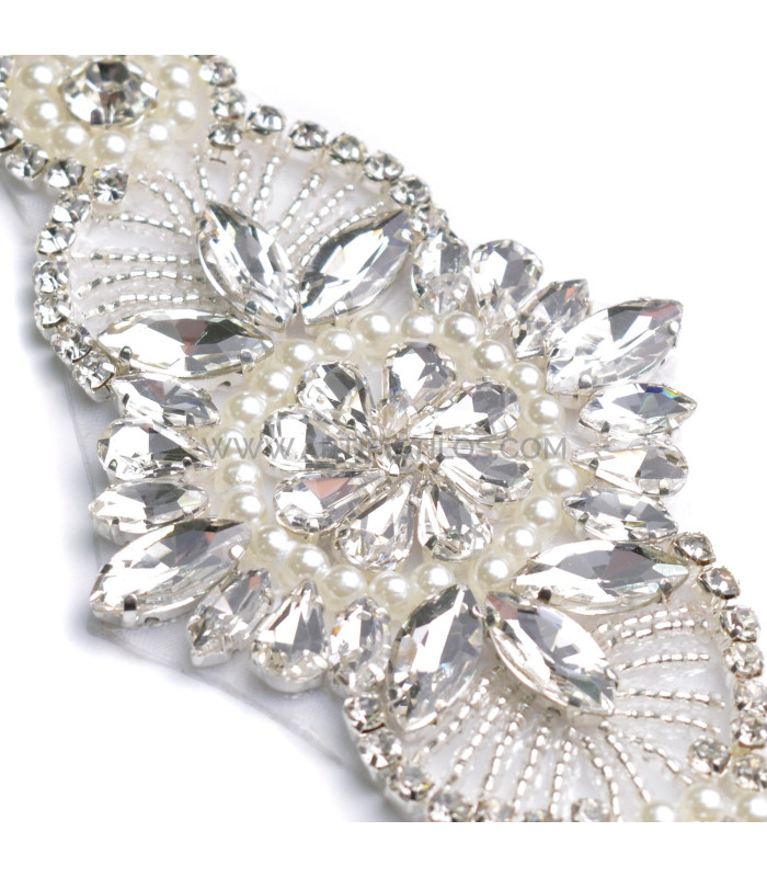 APPLICATION TERMOADHESIVE AVEC DES PIERRES 14,5 X 6 CM