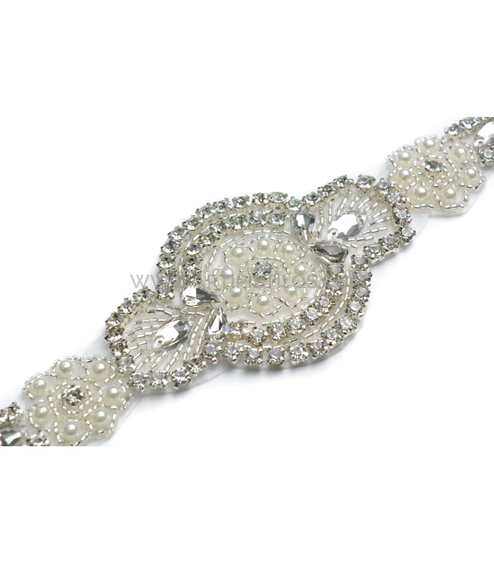 APPLICATION TERMOADHESIVE AVEC DES PIERRES 17 X 5 CM