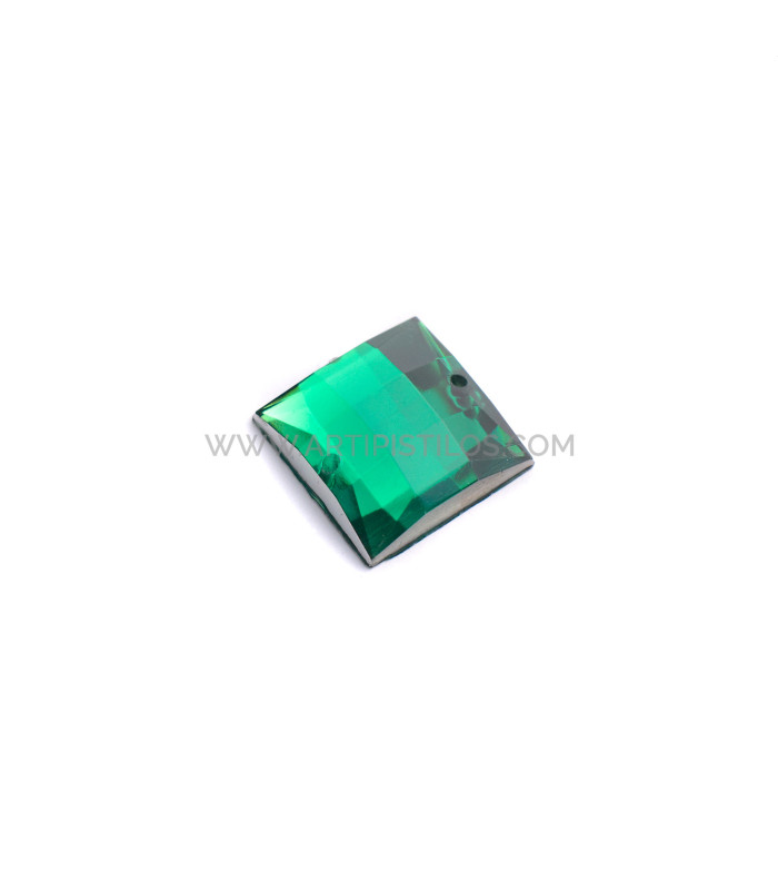 Piedra cuadrada para confección 16 x 16 mm