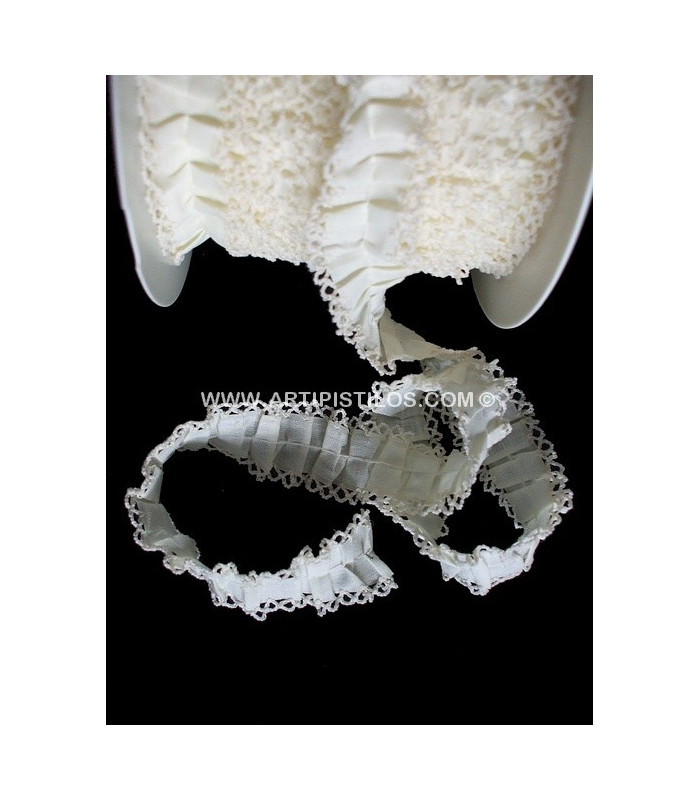 DENTELLE FIL CROCHET