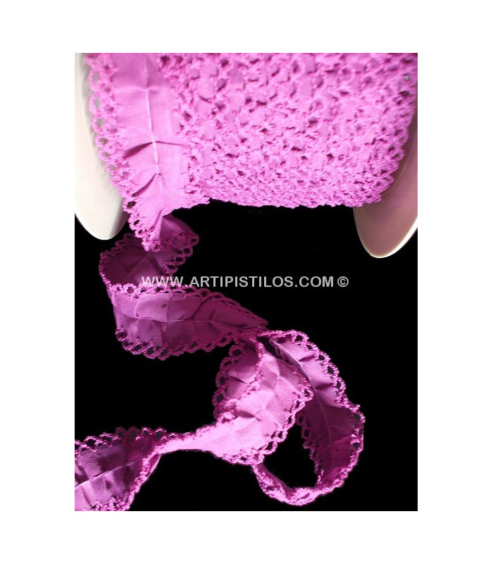 DENTELLE FIL CROCHET
