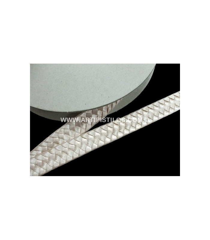TRIPLE SATIN 2 CMS.