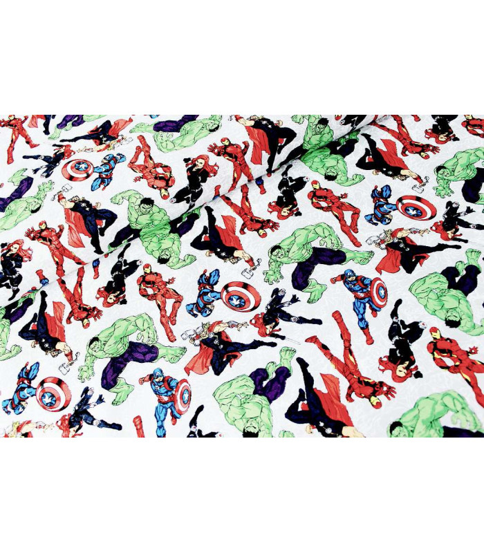 Tissu imprimé 100% coton "MARVEL HEROES"
