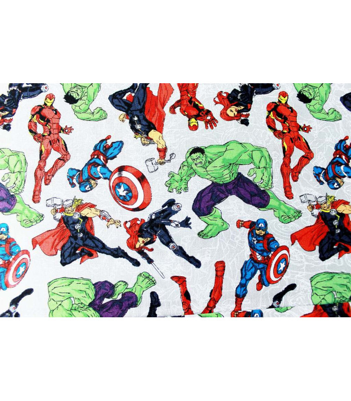 Tissu imprimé 100% coton "MARVEL HEROES"