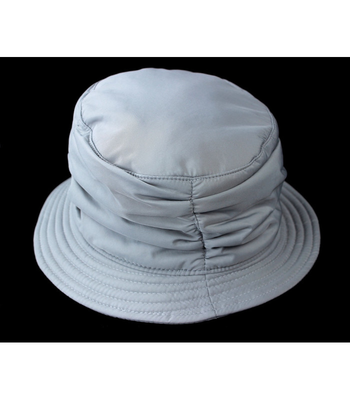 Chapeau imperméable pour les femmes