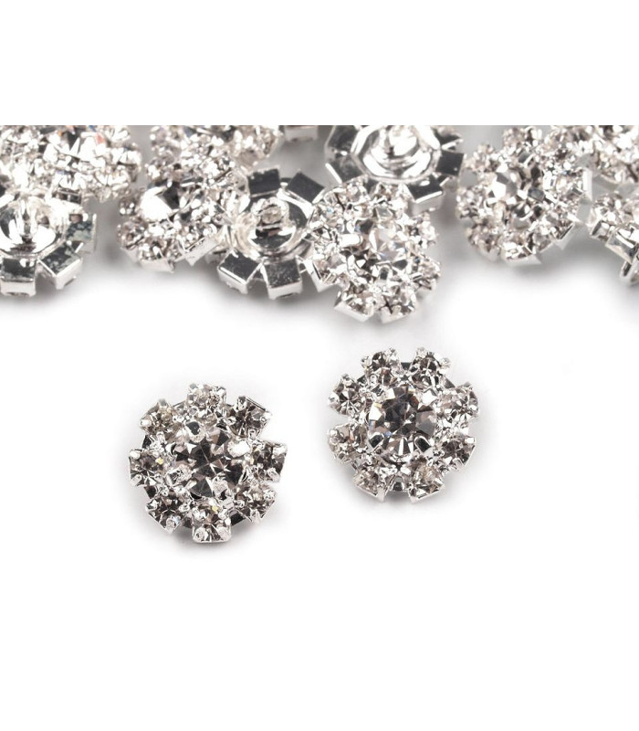 Bouton fini avec des strass