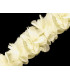 BANDE DE FLEURS EN TISSU COUSUES SUR FEUTRE.