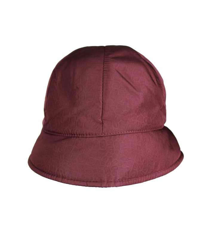 CHAPEAU IMPERMÉABLE