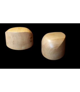 MOULE À CHAPEAU EN BOIS / 055