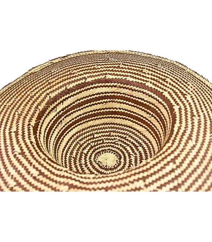 CAPELINE EN FIBRE DE PAPIER AVEC FINITION TRESSÉE