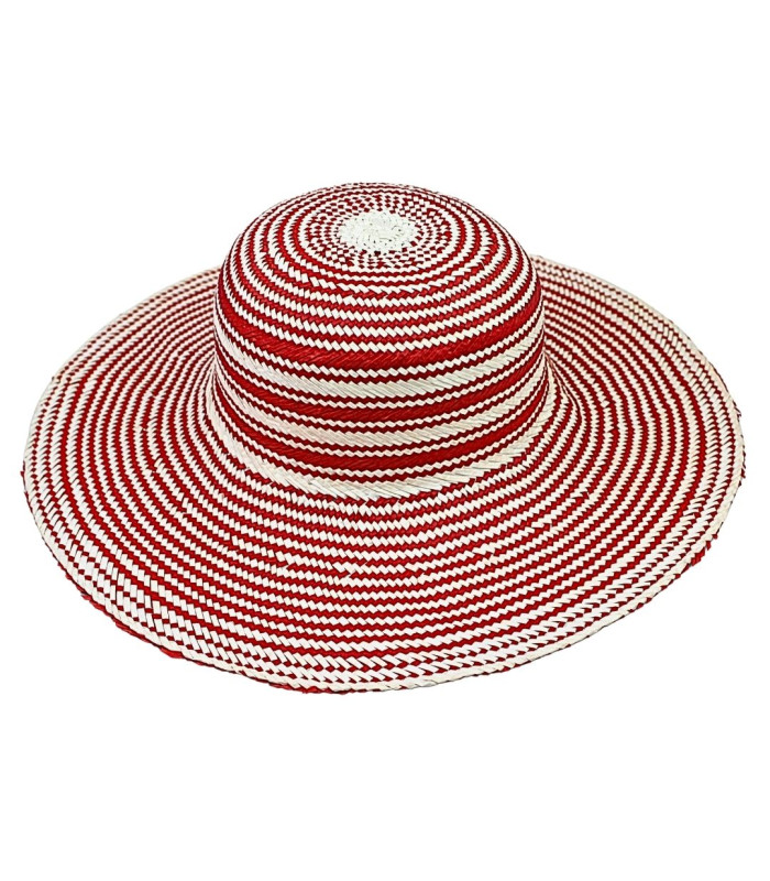 CAPELINE EN FIBRE DE PAPIER AVEC FINITION TRESSÉE