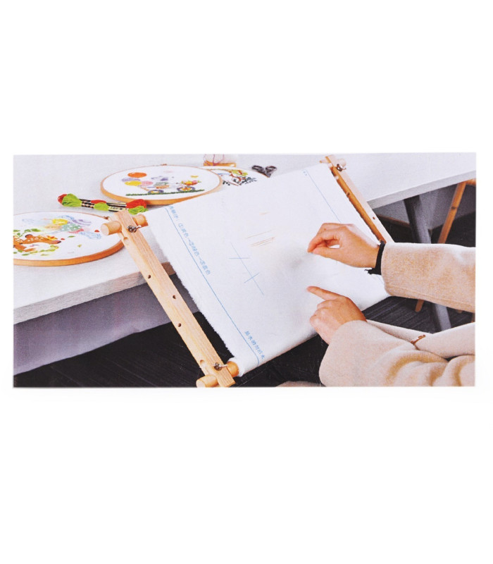 CADRE À BRODER AJUSTABLE 30,5 X 54,5 CM