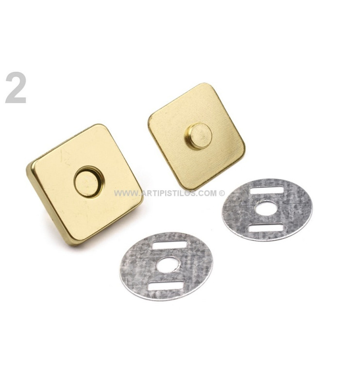 Boutons magnétiques 18 x 18 mm.