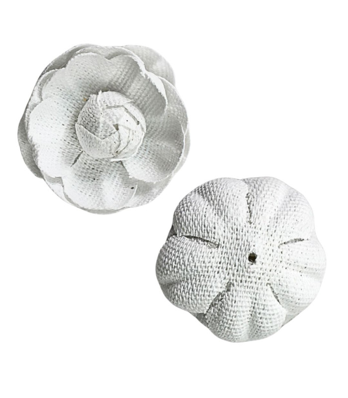 MINI CAMÉLIA EN TISSU – Ø 3,5 CM