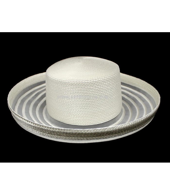 CHAPEAU EN CRIN ET POLYPROPYLÈNE