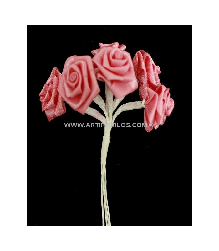 BOUQUET 12 FLEURS EN SATIN