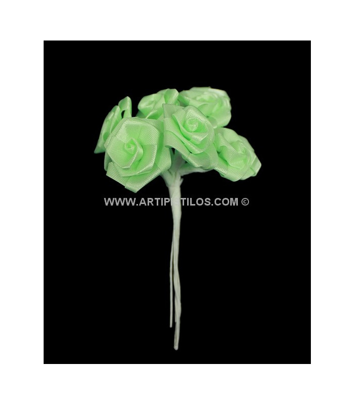 BOUQUET 12 FLEURS EN SATIN