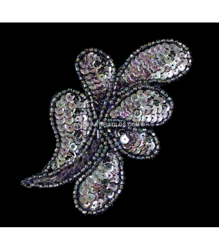 APPLICATION DE PAILLETTES