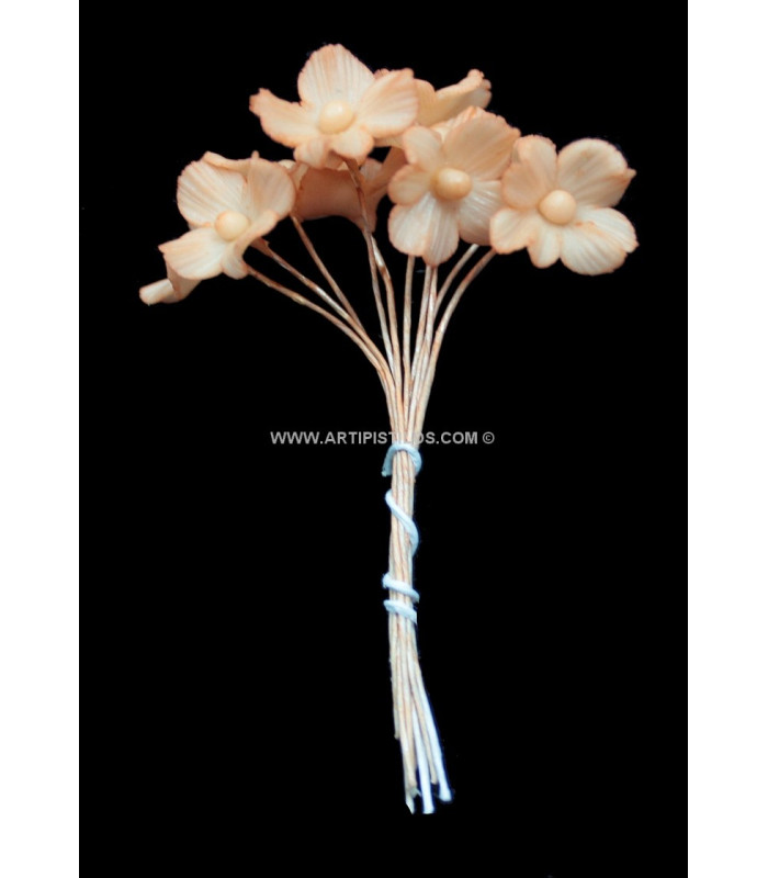 FLEUR EN PORCELAINE AVEC 4 PÉTALES