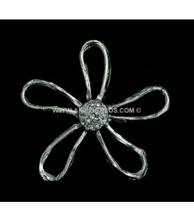 APPLICATION MÉTALLIQUE AVEC CRISTAUX