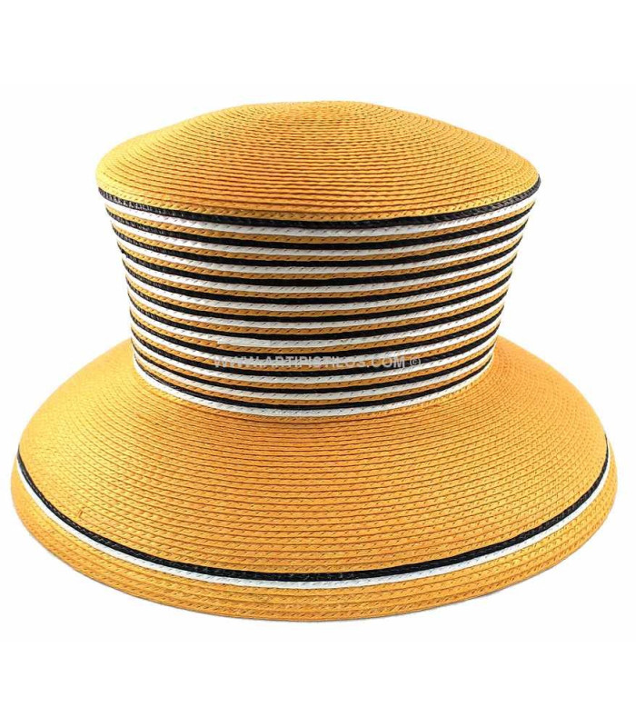 CHAPEAU EN POLYPROPYLÈNE