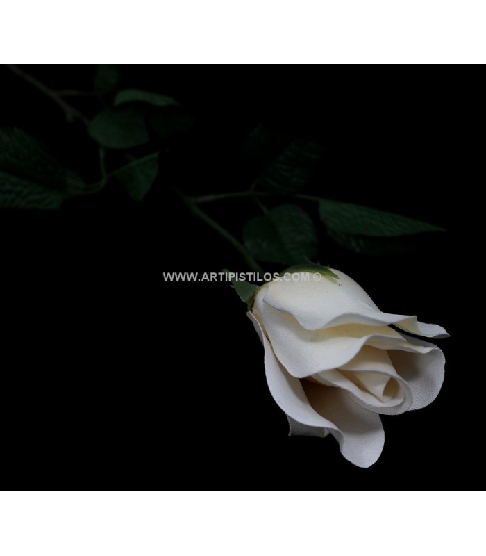 ROSE EN TISSU