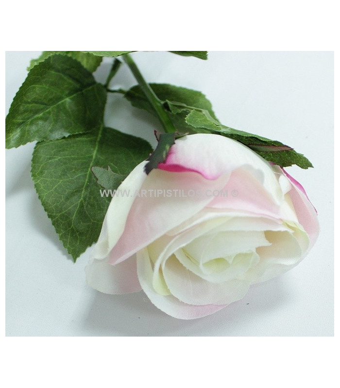 FLEUR DE TISSU "ESSENCE" 8 X 8 CMS.