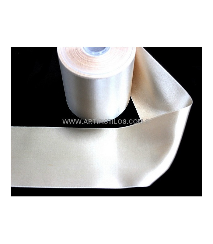 RUBAN EN SATIN 68 MM.